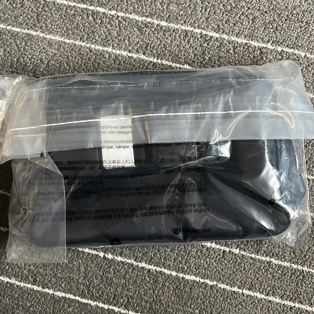 NEW LULULEMON EVERYWHERE BELT BAG LARGE 2L IN CAMO DEEP COAL MULTI - Picture 6 of 7